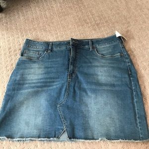 blue light wash jean skirt